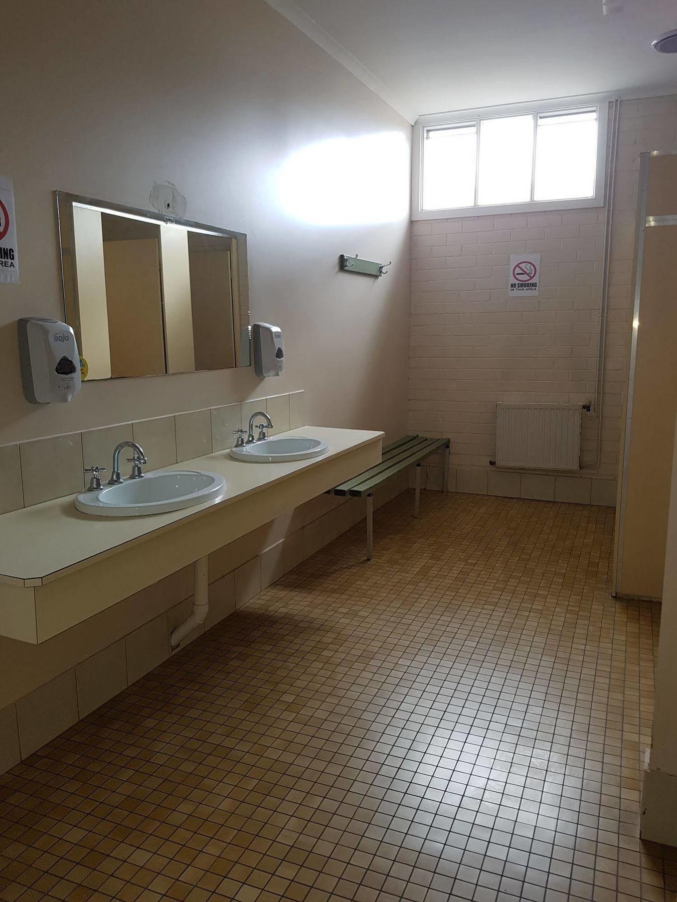 Mansfield Travellers Lodge Extérieur photo